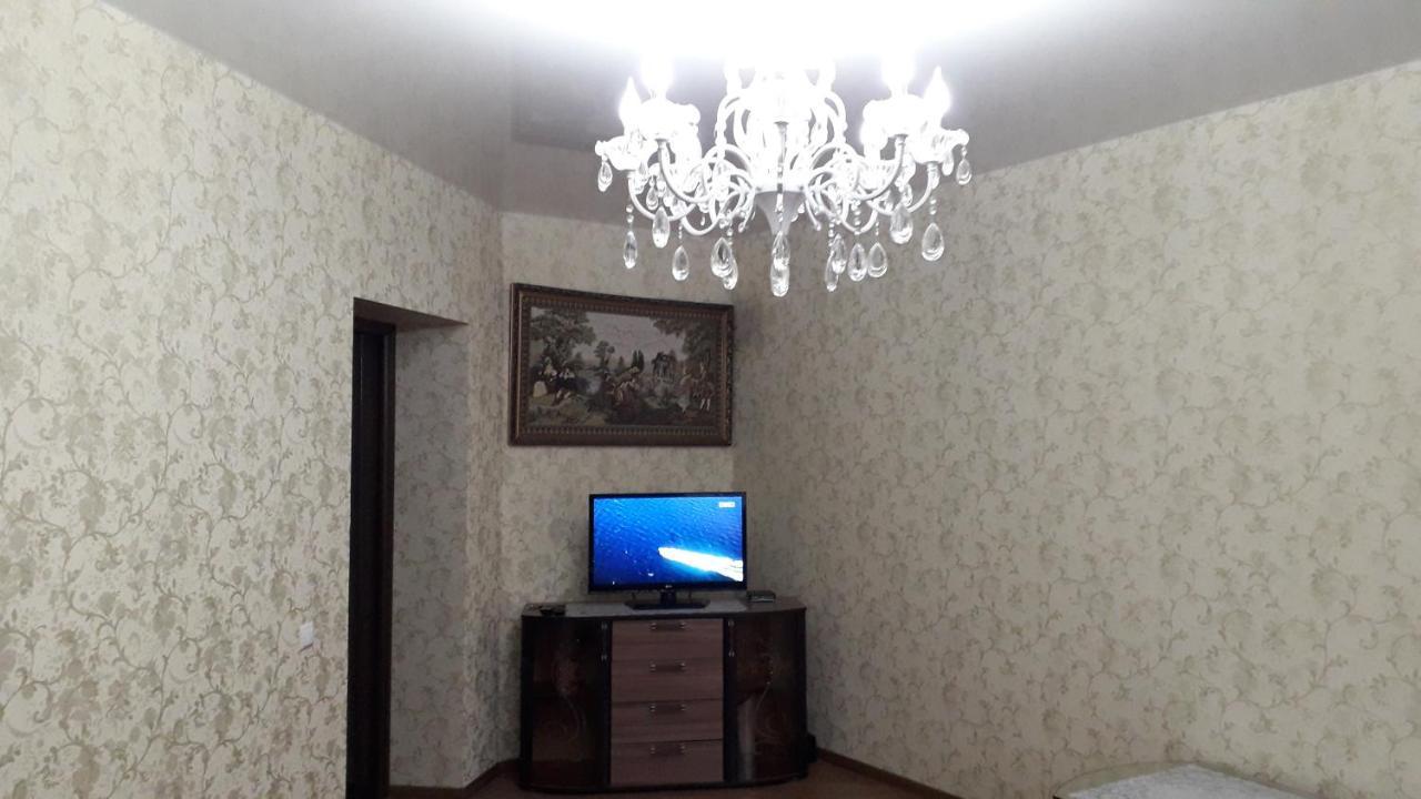 Apartment On 5 Novoremeslennaya Volgograd Bagian luar foto